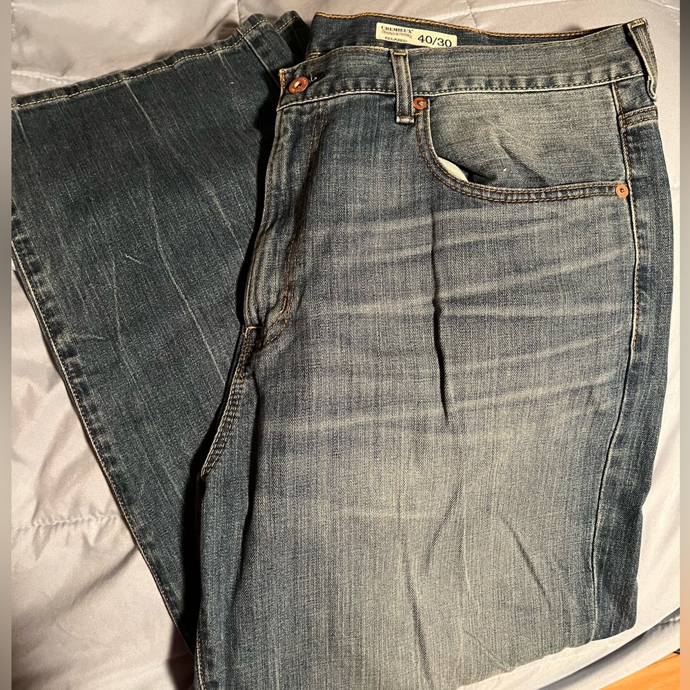 Men’s 40 x 30 jeans